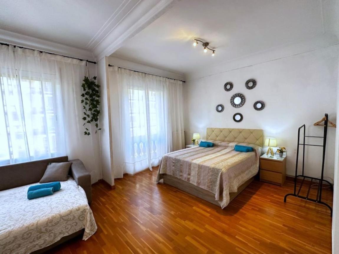Habitaciones Acogedoras Barcelona Exterior photo